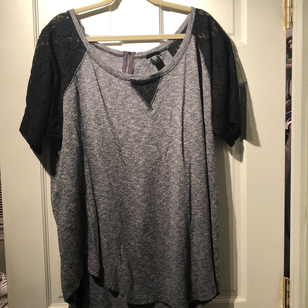 Lace and gray T-shirt
